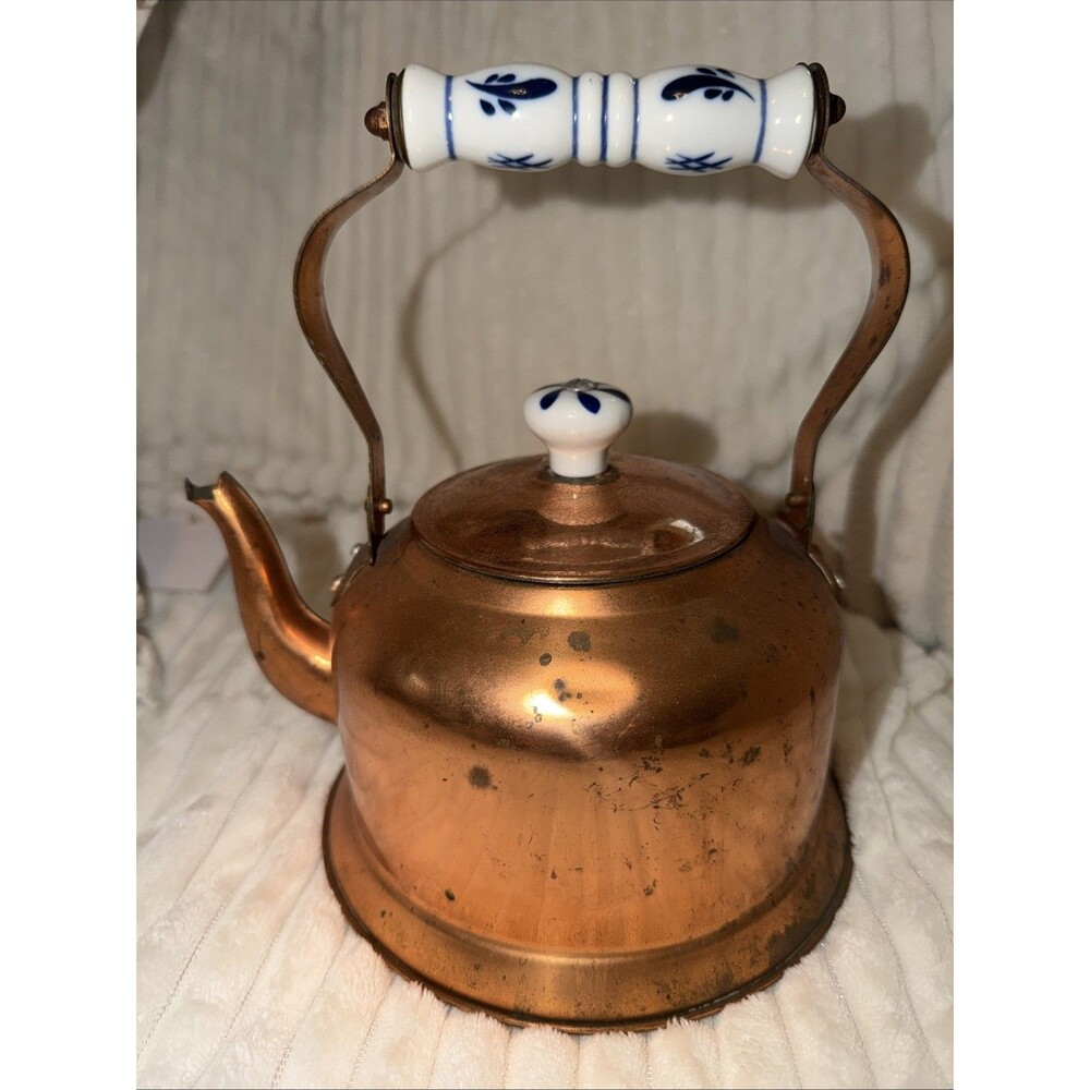 Vtg Copper Tea Kettle Porcelain Handle & Lid Knob Decorative Teapot Pantina